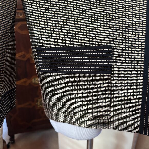 ELLEN TRACY Black and Gold Threads Jacket – 2 - Picture 8 of 16